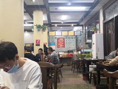 大堂-盐井记·自贡美蛙鲜锅兔(中和店)