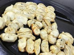 -黄阿姨锅贴大王(万航渡路店)