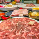 谁能够拒绝滋滋冒油的五花肉呢？！