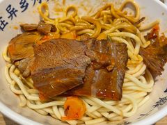 牛肉热干面-文叔·湖北名小吃·小龙虾(华强北店)