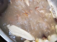 -老石黑山羊毛驴肉火锅(金凯广场店)