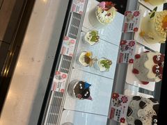 -花花卷卷·鲜食蛋糕(静安久光百货店)