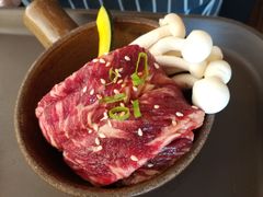 特选壶渍带骨牛排-炎蔵牛舌烤肉