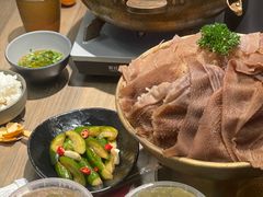 -毛肚向右·川渝毛肚王(经开永旺店)