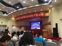 -上海长海医院-地下停车场