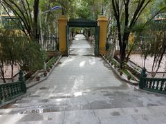 -艾提尕尔清真寺