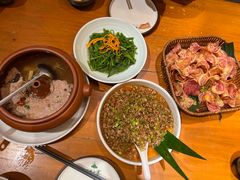 -老滇山寨•云南特色菜•地方菜•民族风情歌舞表演(金碧店)