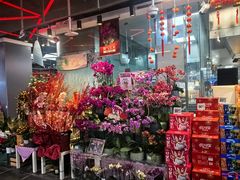 -盒马鲜生(红莲店)