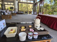 -亚龙湾喜来登·美景台大堂吧