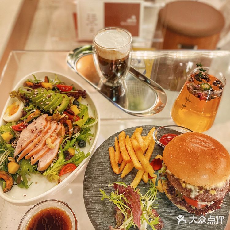 不止咖啡，更是深圳年轻人交流基地[胜利]