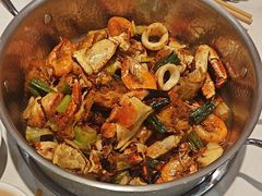 -七欣天香辣蟹火锅(无锡金太湖国际城店)