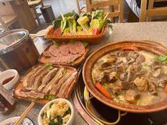 -阿婆情腊排骨火锅(金虹路店)