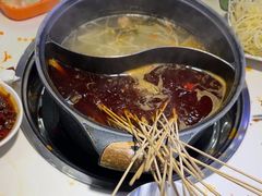 -钢管厂五区小郡肝串串香(蜀都万达店)