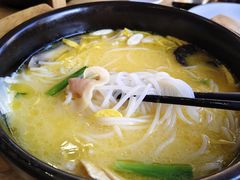 -桥香园过桥米线(国贸店)