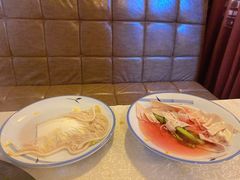 -园里串香牛肉串串火锅(新繁店)