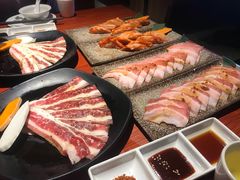 -山之屋炭火烧肉·生啤畅饮(大朗万科中央公园店)