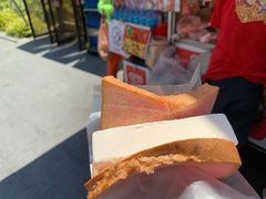 -詹爷爷乌节路街头冰淇淋