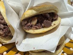 -闫家驴肉老店(华电一校店)