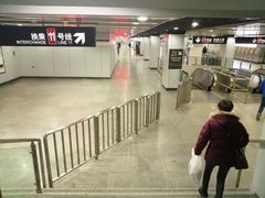 -麦当劳(轻轨曹杨路店)