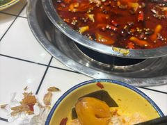 -晓彭肥肠鸡·泡椒鸡火锅(水木天地店)