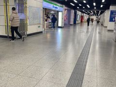 -全家便利店(上海南站站店)