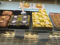 -MADO冰淇淋咖啡馆(淘金店)