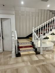 -广州健丽·去眼袋医疗美容机构