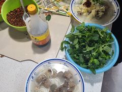 -小倪羊肉米线馆