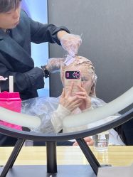 -藤野造型烫发染发