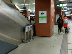 -白石桥南(地铁站)