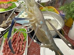 -四囍码头海鲜烧烤自助火锅(外滩南京东路悦荟广场店)