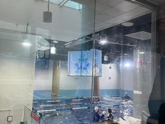 -蓝旗游泳·青训·亲子水域中心(方庄中心)