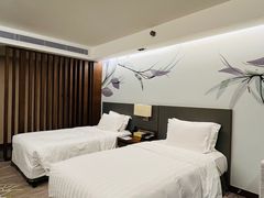 -广州中心皇冠假日酒店