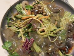 -八府香鸭·啫啫煲(华山路店)