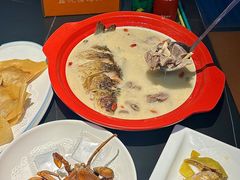 -鑫悦楼煎蟹·16年海鲜大排档