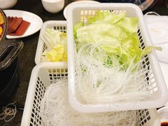 圆生菜-湘肠香火锅店(团结湖店)