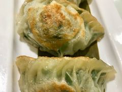 香煎韭菜饺-港美茗点名菜(万江店)