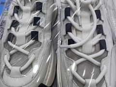 -翰皇直营洗衣洗鞋(望京鹿港店)