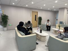 -上海大学附属上海和平眼科医院