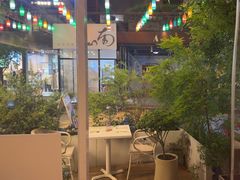 -春树下·树屋花房西餐厅(罍街AS1980店)