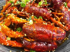 -肥肥虾庄·金牌油焖大虾(东湖欢乐谷店)
