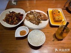-隔壁老王·家常云南菜(花巷店)