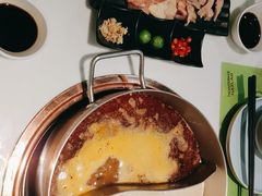 -洪氏嗨捞·猪肚鸡火锅(阳光天地店)