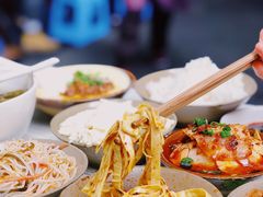 凉拌豆皮-董哥山城碗碗香(美专校街店)