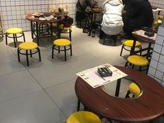 大堂-老街烧烤大排档·地道湖北菜·龙虾馆(汉口火车站店)