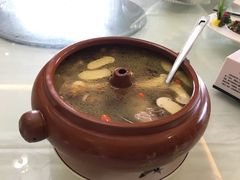 -飞虎过桥米线(翠湖店)