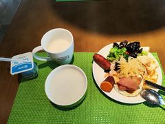 -希尔顿欢朋酒店自助餐