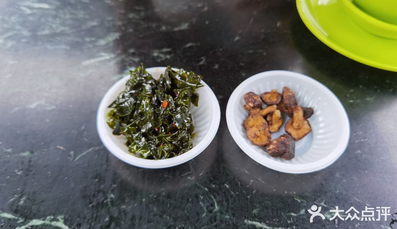 [胜利]三亚必吃网红海鲜餐厅🐬小海豚海鲜广场