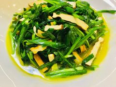 韭菜炒香干-艳阳度假酒店·餐厅