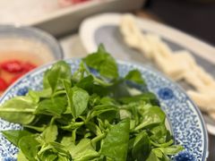 -尚尚仙·酸汤猪手·猪肚鸡火锅(华联万柳购物中心店)